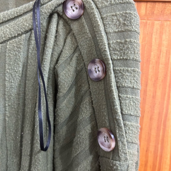 TSCA long sleeve NWT - Picture 3 of 4